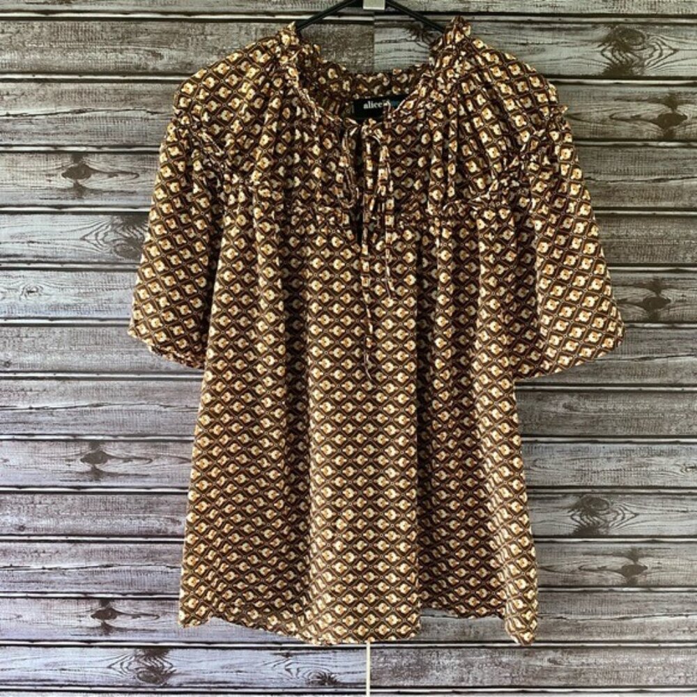Alice Blue Women's Short-Sleeved‎ Blouse Size XL